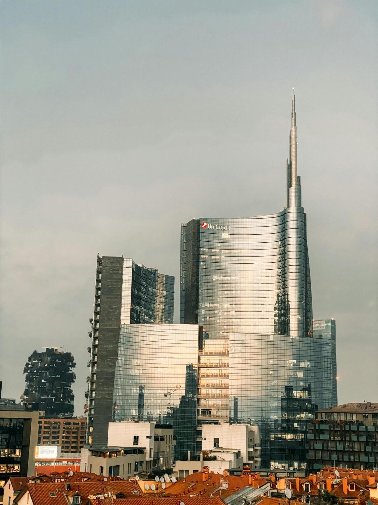 Deluxe Stile Industrial Centro Milano, Potente Wi-fi, 3 Linee Metropolitane- Collegato Direttamente Con Aeroporto Di Malpensa E Rho Fiera In 10 Minuti Appartement Milan